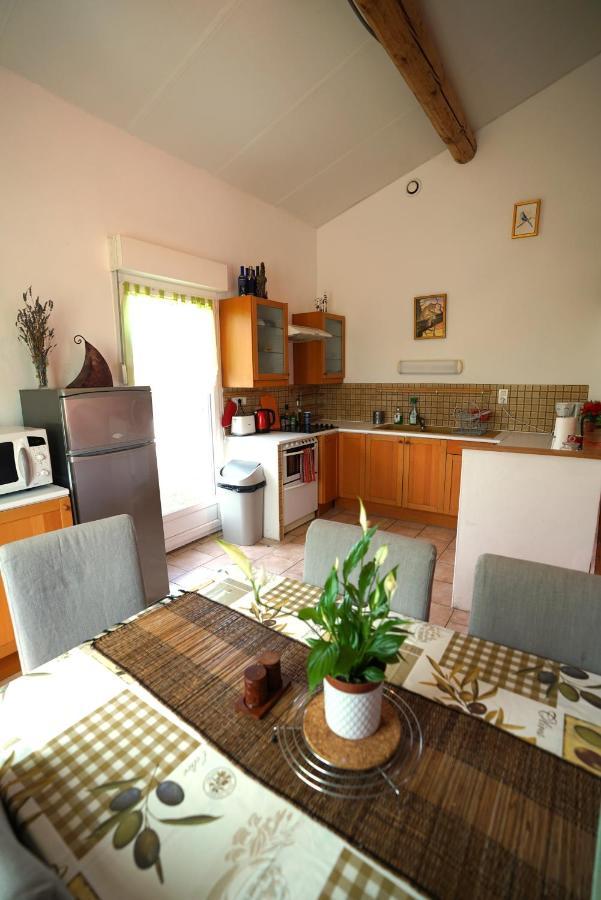 Appartamento Loft Avec Mezzanine Montagnac  Esterno foto