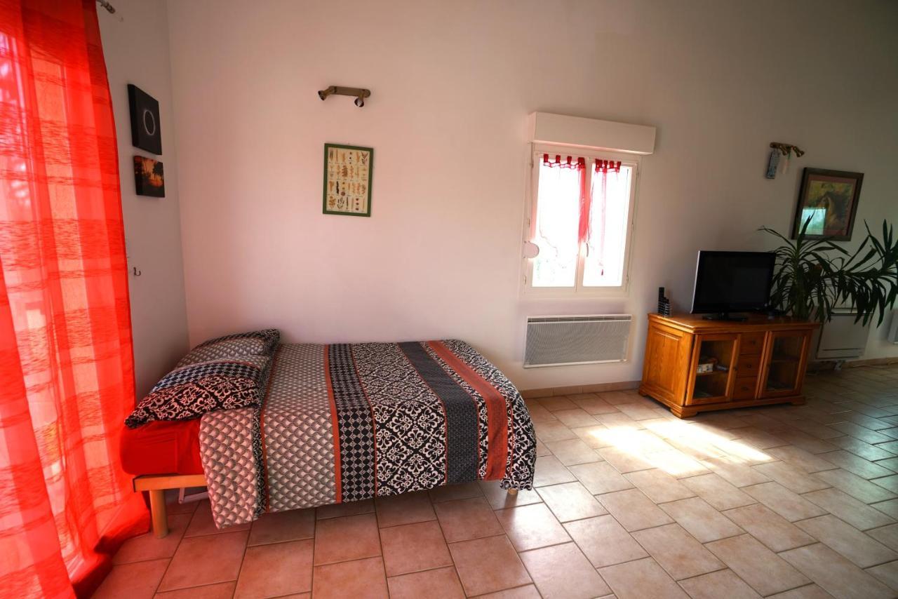 Appartamento Loft Avec Mezzanine Montagnac  Esterno foto