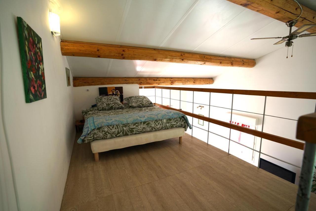 Appartamento Loft Avec Mezzanine Montagnac  Esterno foto